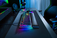 Load image into Gallery viewer, Razer BlackWidow V4  - Green Switch - Black - US Layout