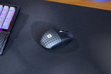 Load image into Gallery viewer, Razer Orochi V2 - Roblox Edition