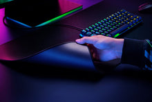 Load image into Gallery viewer, Razer Strider Large - Black