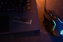 Load image into Gallery viewer, WD_BLACK™ SN850 NVMe™ SSD with Heat Sink for PlayStation 5