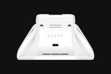 Load image into Gallery viewer, Razer Universal Quick Charging Stand for Xbox - Robot White

