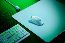 Load image into Gallery viewer, Razer Viper V3 Pro - White

