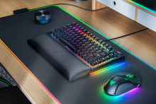 Load image into Gallery viewer, Razer BlackWidow V4 75% Black - US Layout
