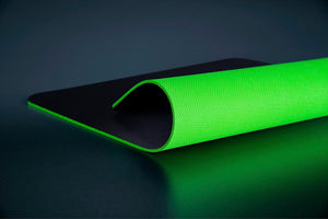 RAZER GIGANTUS V2 Large