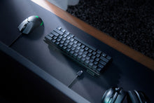 Load image into Gallery viewer, RAZER Huntsman Mini Analog - US Layout
